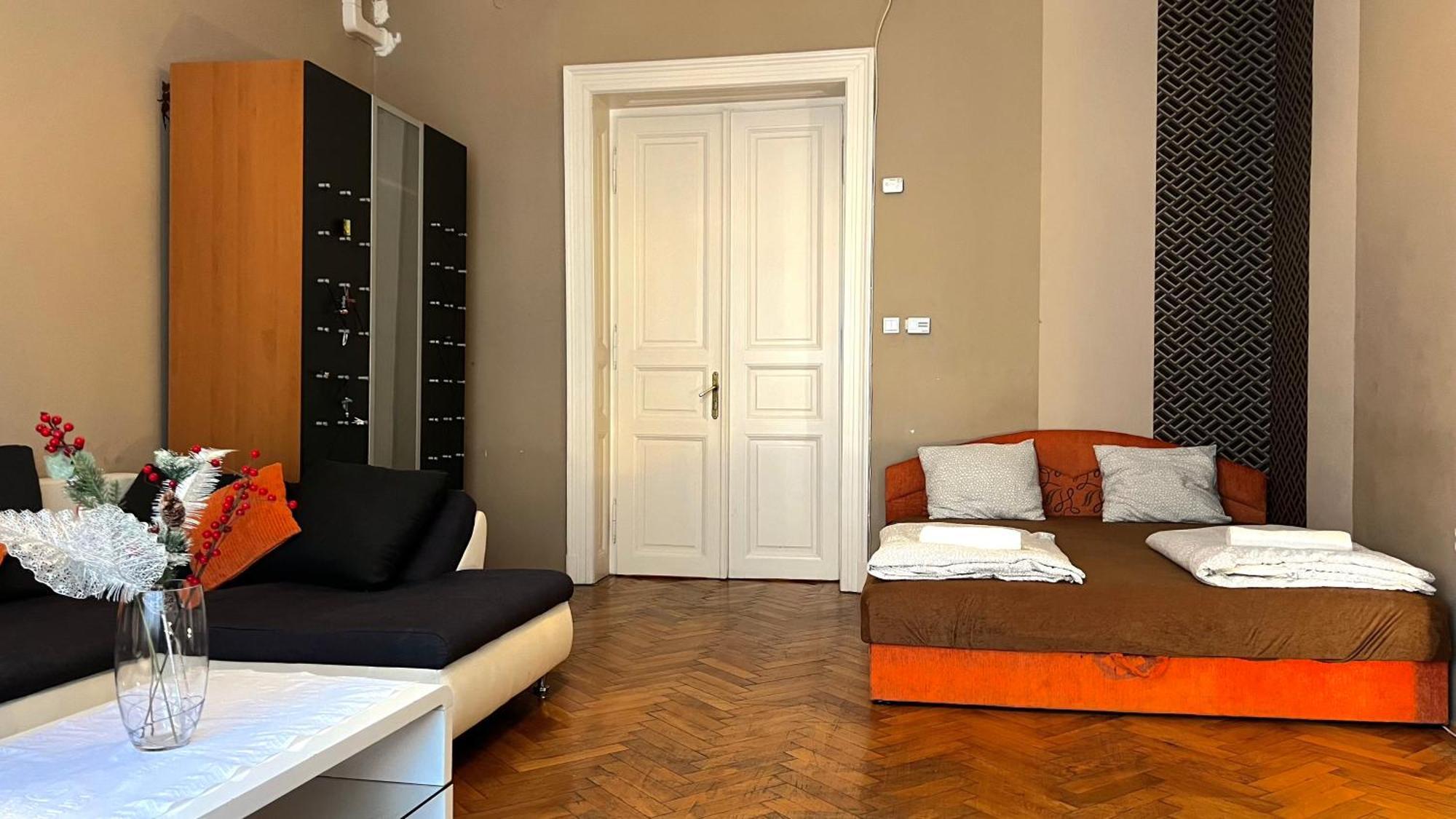 A54: Charming Apartment In The Ruin Bar District Boedapest Buitenkant foto